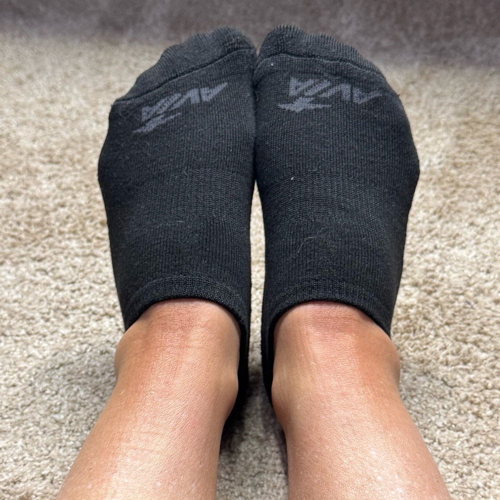 Avia Women’s 5-7 Black Low Cut Socks